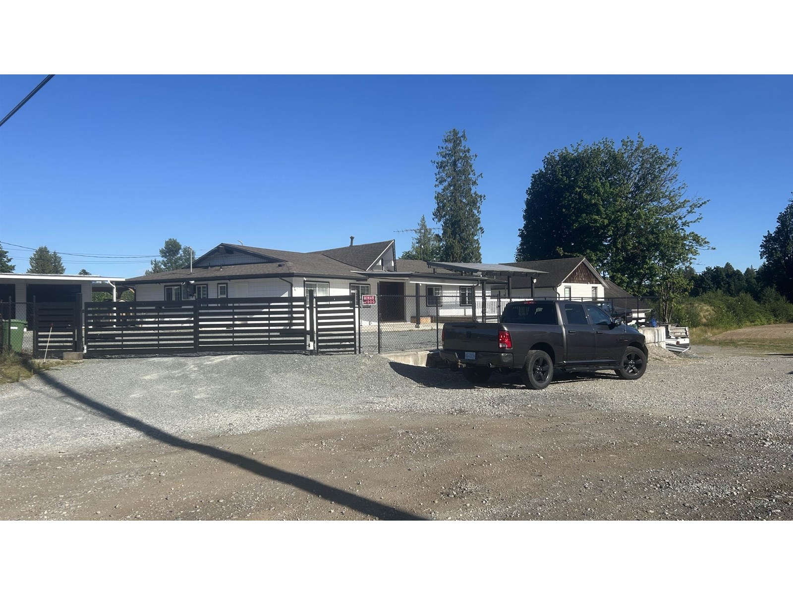 30952 Harris Rd, Abbotsford, BC V4X 1W2