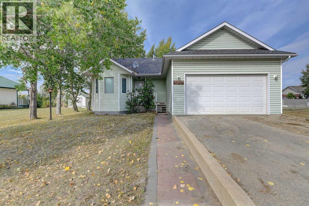 106 Street Unit 10108, Hythe, AB T0H 2C0