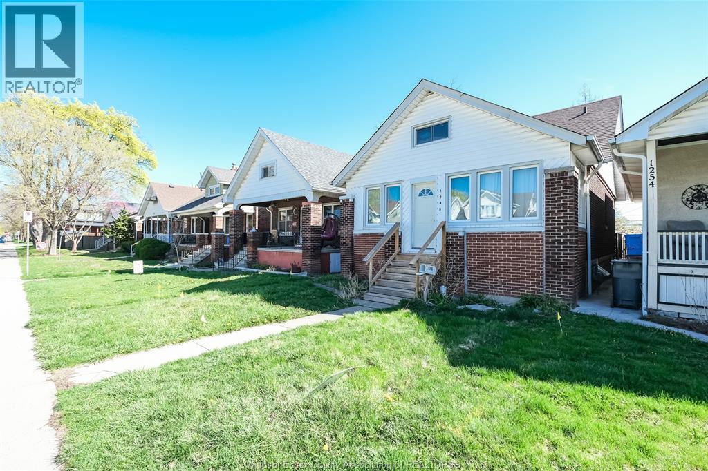 1248 Bruce Ave, Windsor, ON N8X 1X3