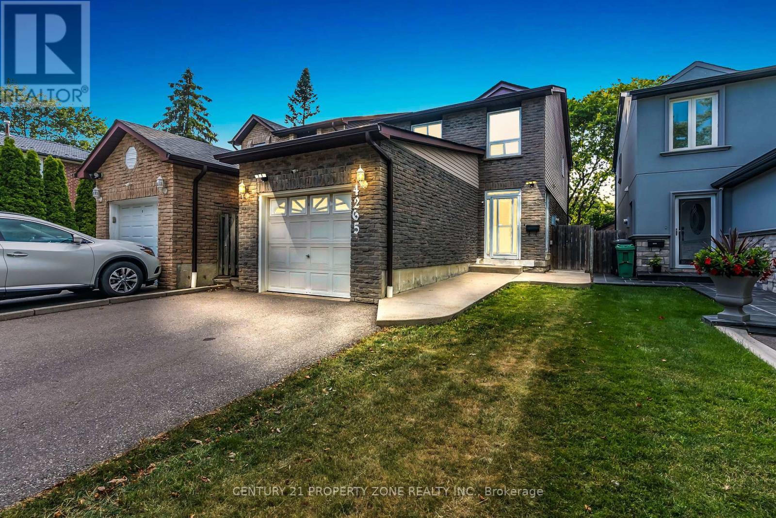 4265 Lingfield Cres, Mississauga, ON L4W 3M3