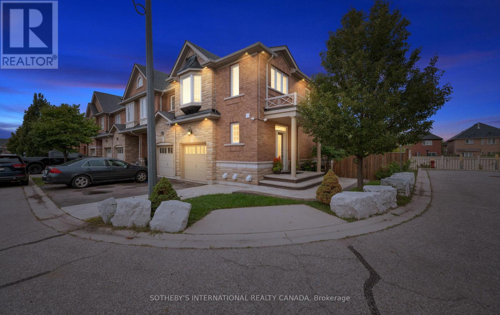21 745 Farmstead Dr, Milton, ON L9T 8B1