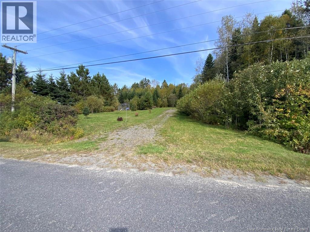 687 Toussaint Rd, Saint-joseph-de-madawaska, NB E7B 2T9