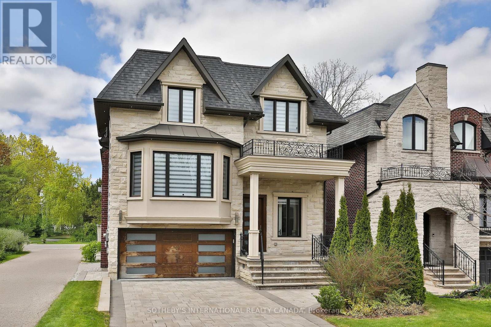 128 Park Home Ave, Toronto, ON M2N 1W8