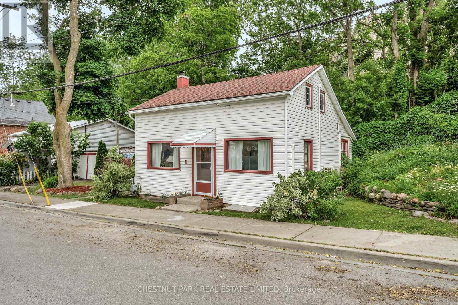 6 E Mary St, Prince Edward County Picton Ward, ON K0K 2T0