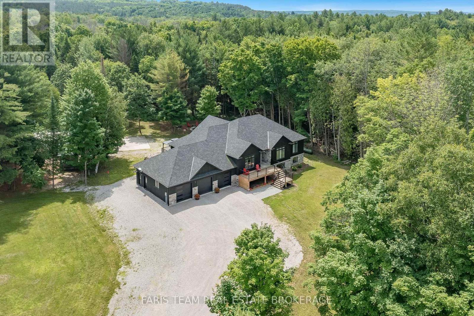151 Mount Saint Louis Rd E, Oro-Medonte, ON L0K 1E0