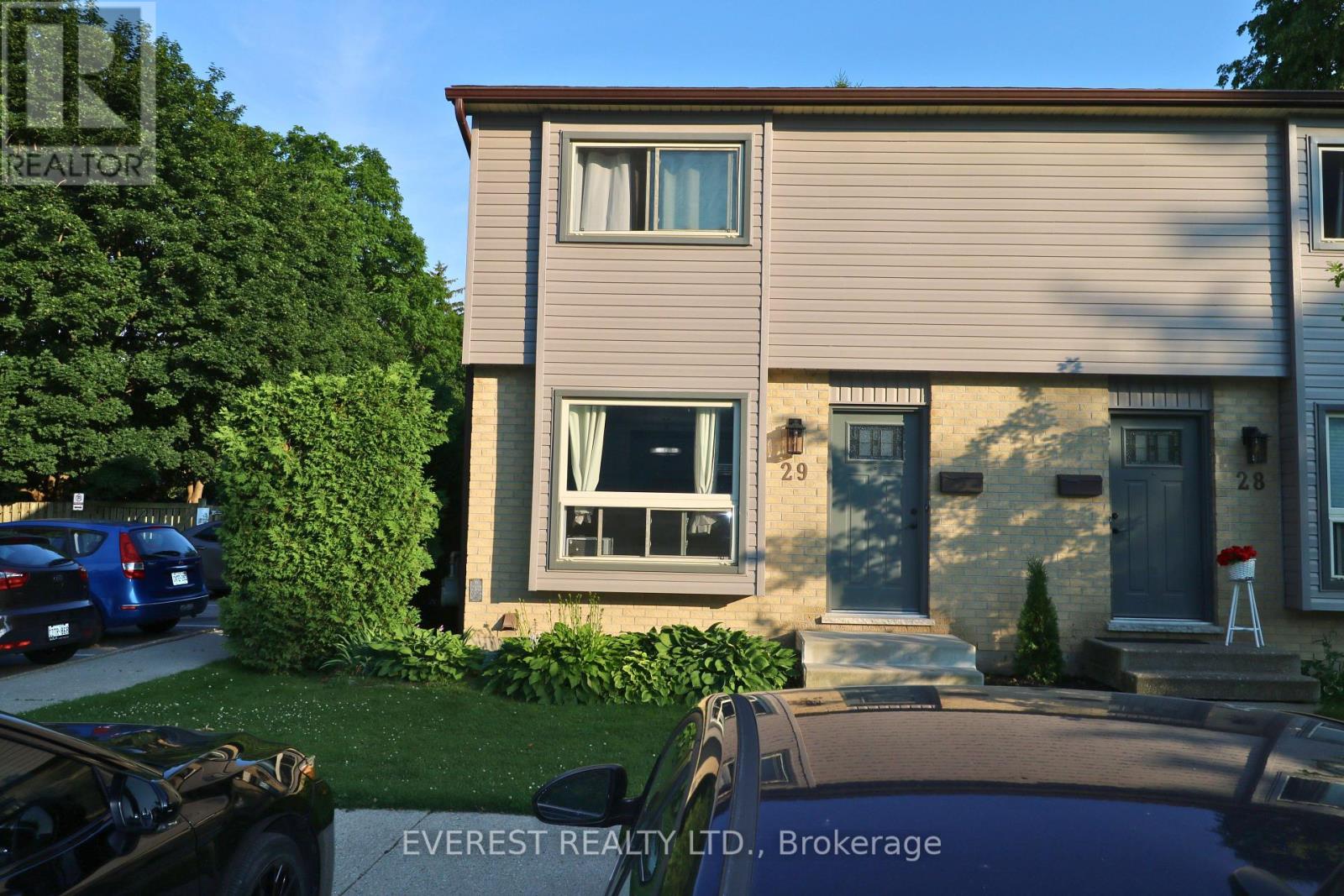 29 253 Taylor St, London, ON N5Y 2J6
