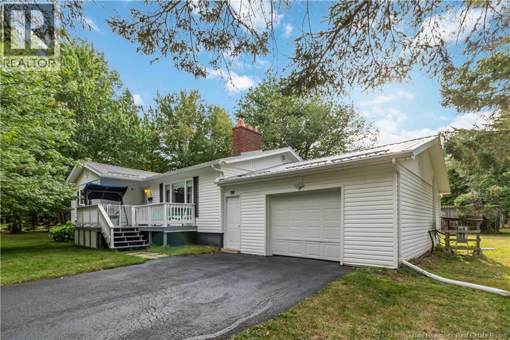 85 Stpierre, Shediac, NB E4P 2R8