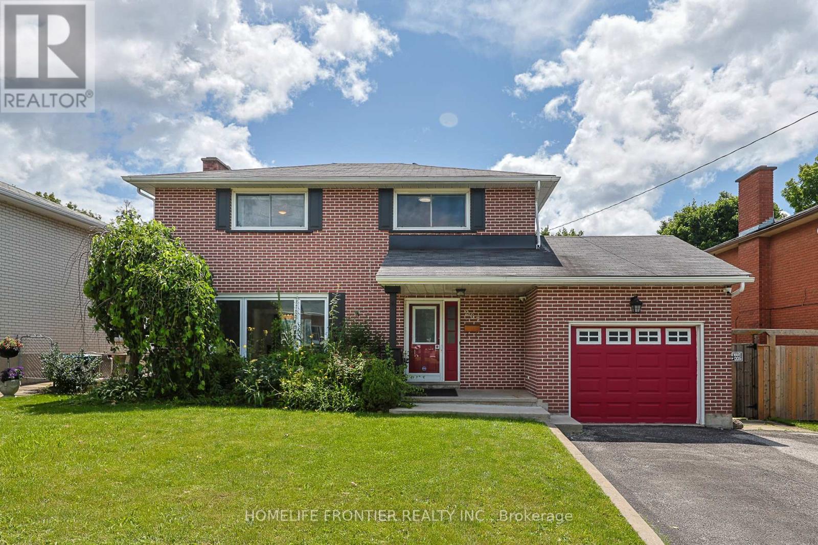 267 Grove St E, Barrie, ON L4M 2R2