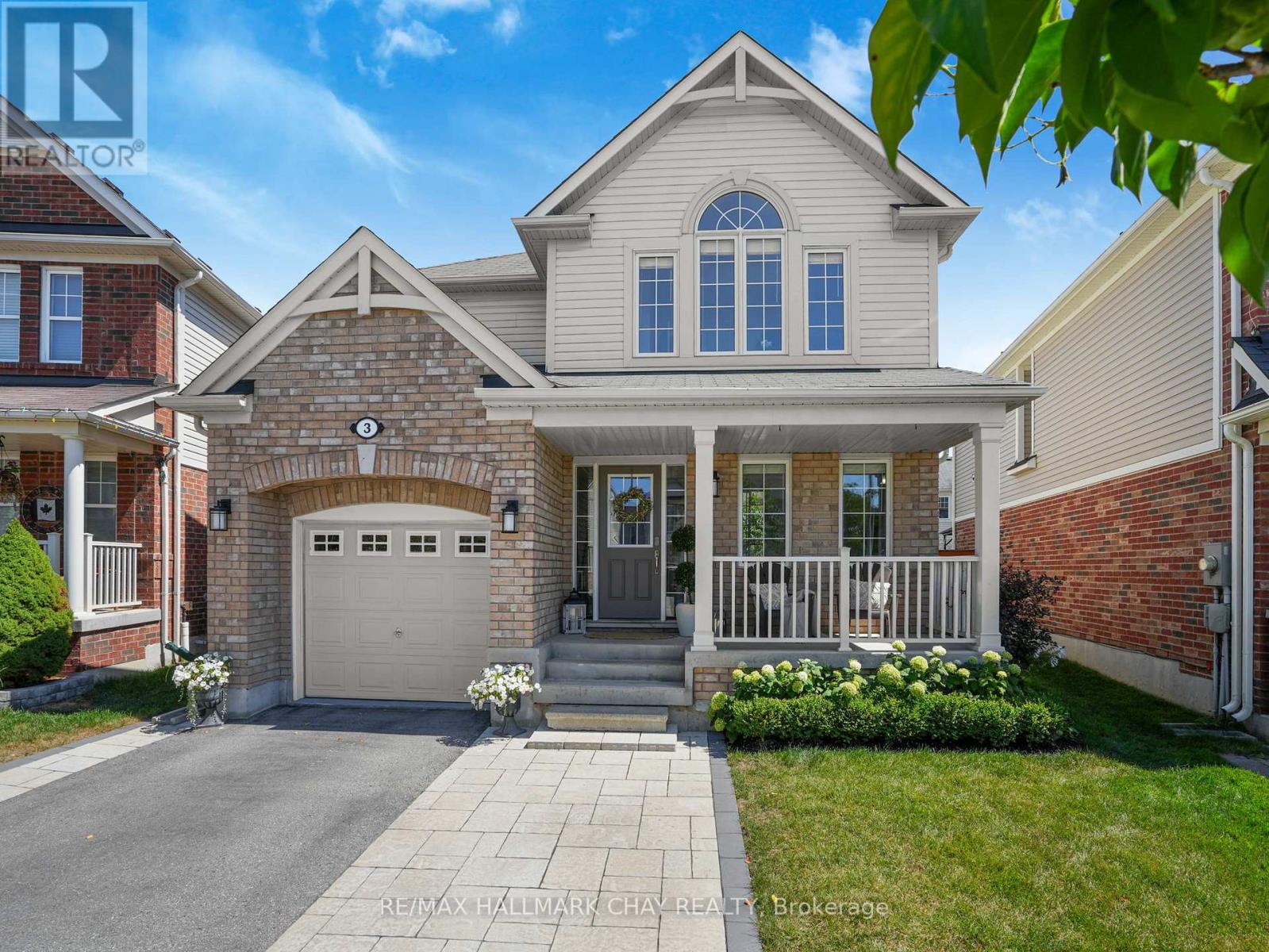 3 Mooney Trl, New Tecumseth, ON L9R 0J4