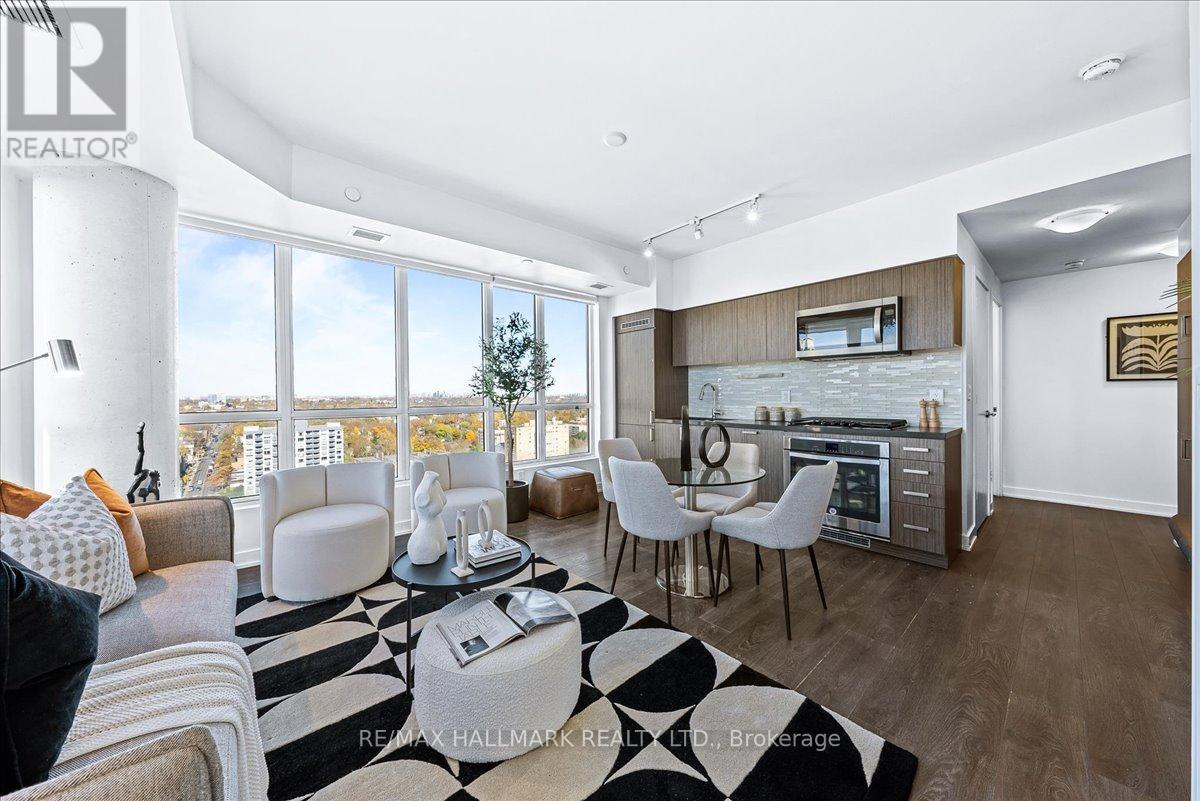 1811 501 St Clair Ave W, Toronto, ON M5P 0A2