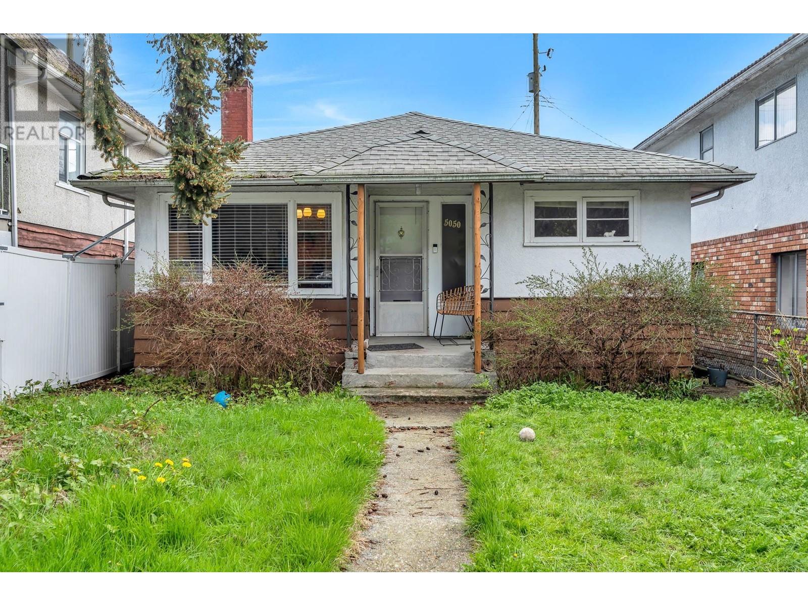 5050 Main St, Vancouver, BC V5W 2R3