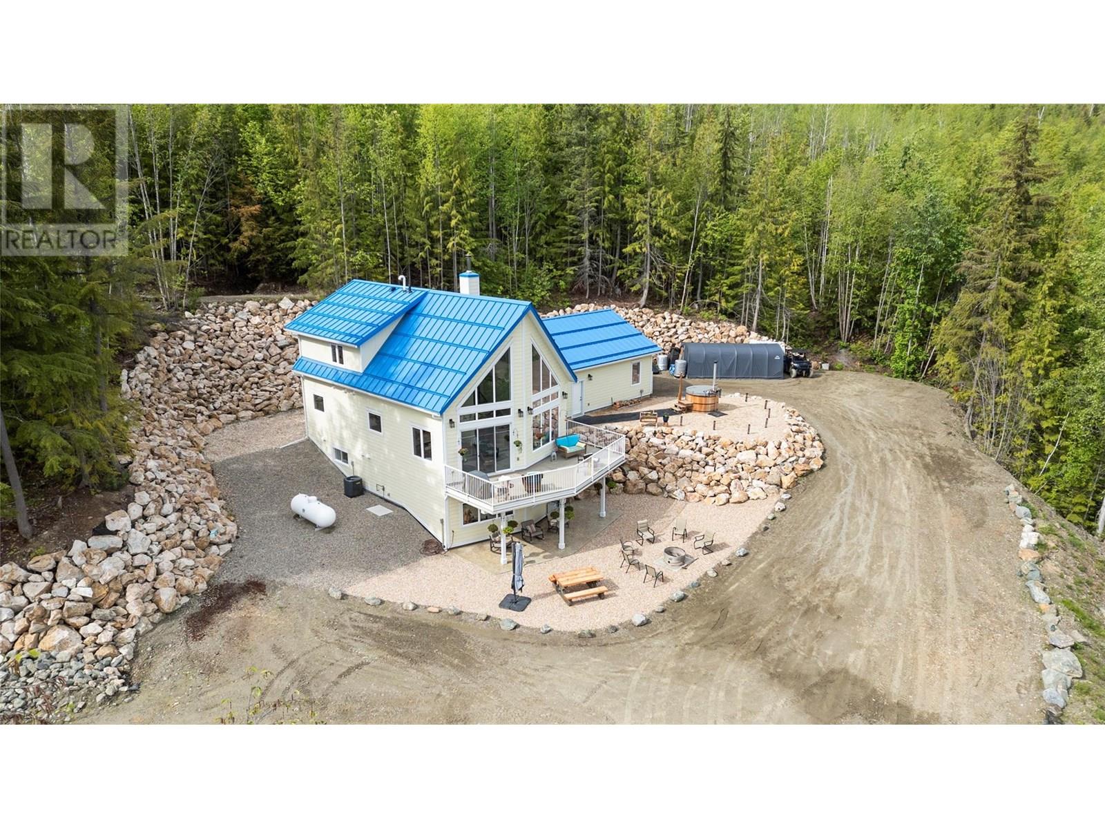 4740 Dogwood Cres, Eagle Bay, BC V0E 1T0