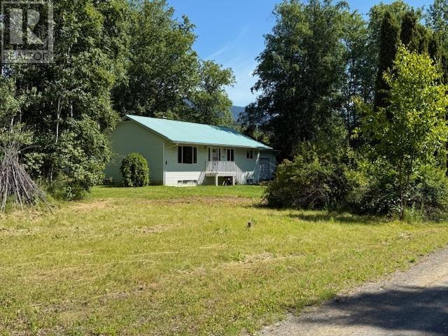 3577 Cordova St, Hazelton, BC V0J 1Y1