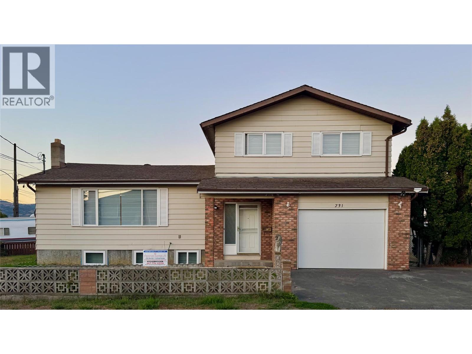 731 Cumberland Ave, Kamloops, BC V2B 8E4