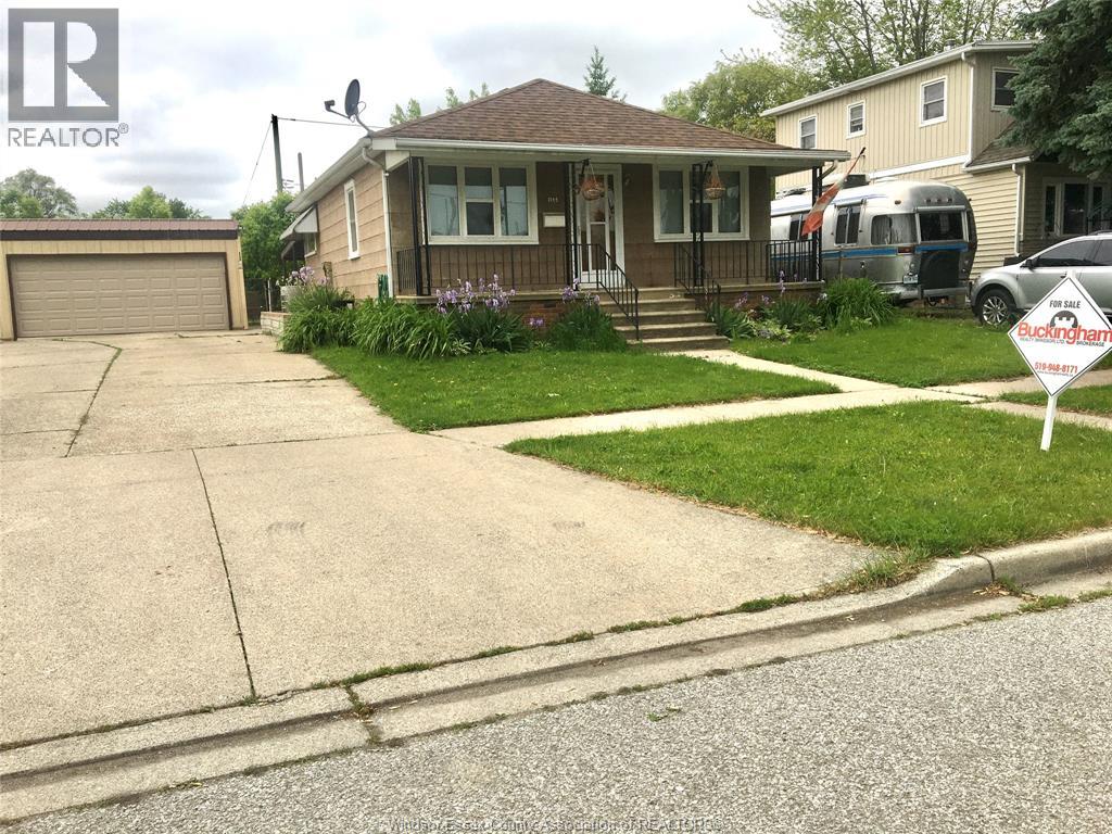 1145 Ford Blvd, Windsor, ON N8S 2G2
