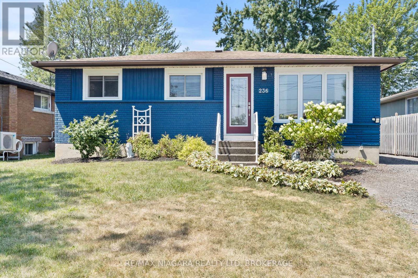 236 Cutress Ave, Welland, ON L3C 2S8