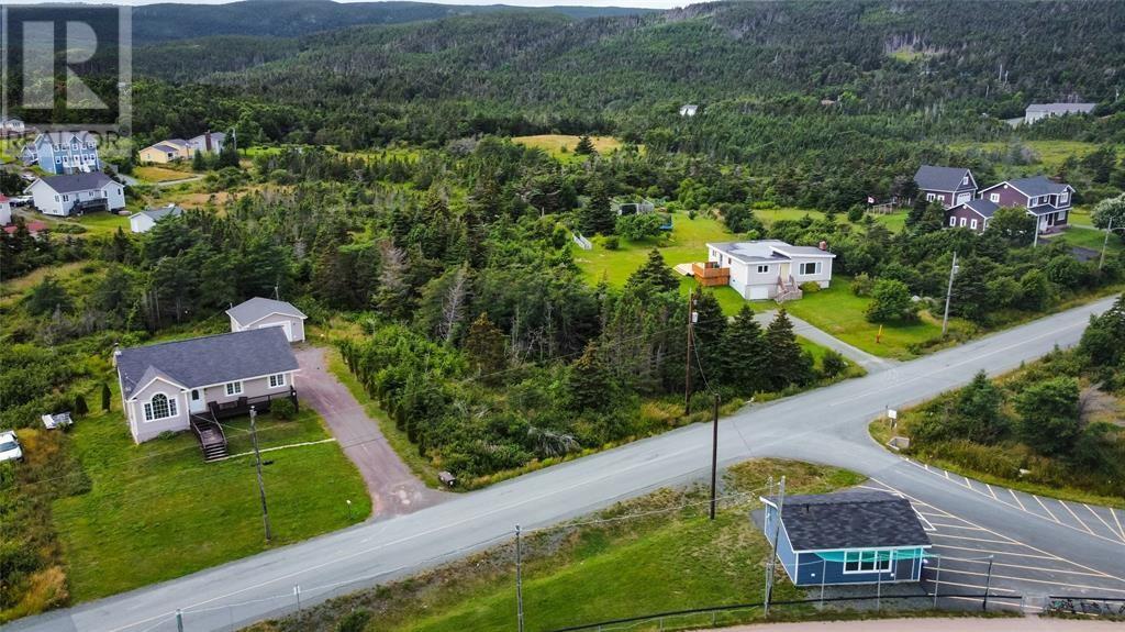 809-811 Main Rd, Pouch Cove, NL A0A 3L0