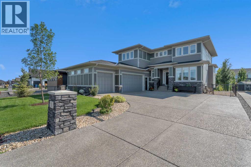 5 Cimarron Estates Gdns, Okotoks, AB T1S 0R2