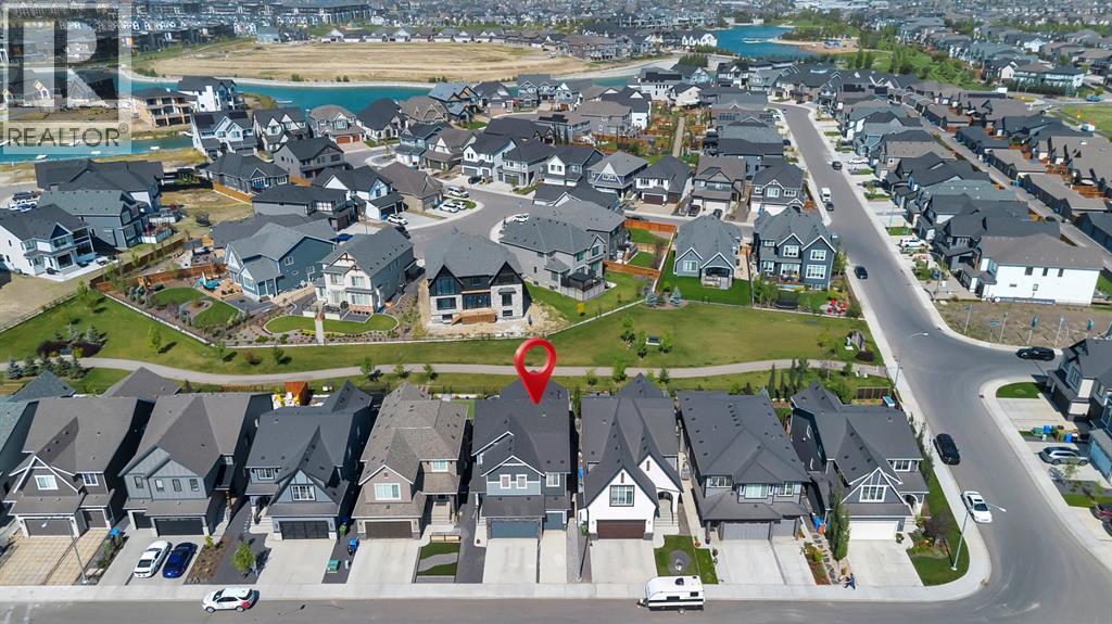 252 Marina Grv SE, Calgary, AB T3M 3J4