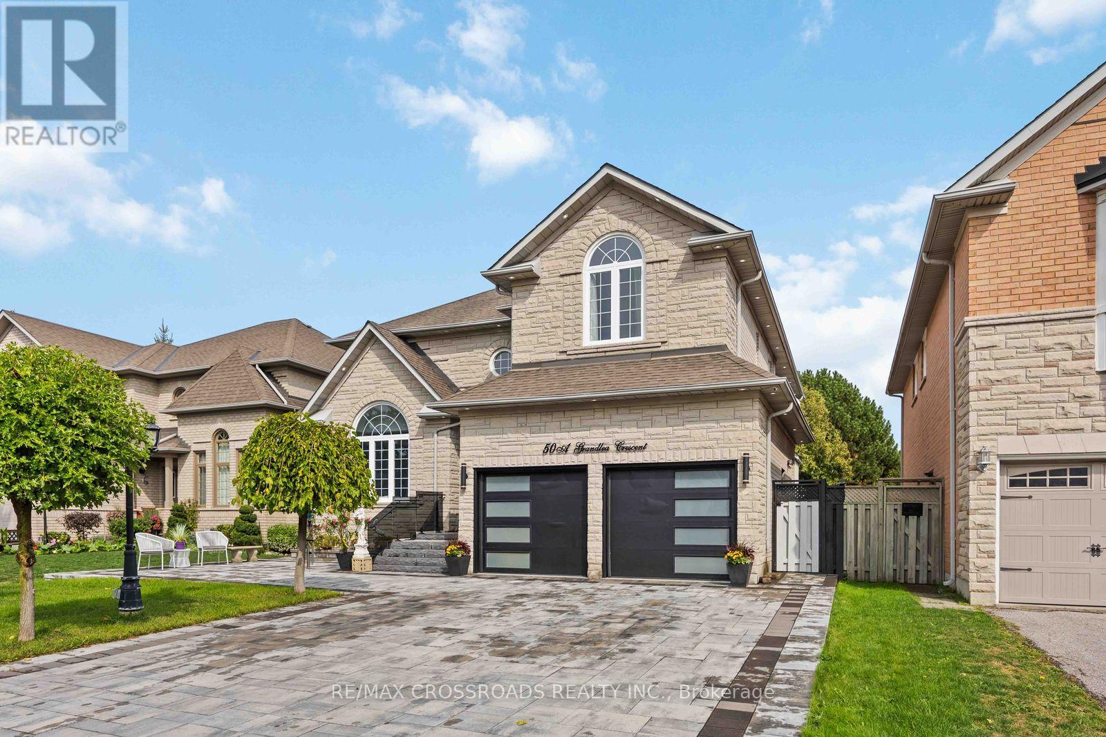 50 Grandlea Cres, Markham, ON L3S 4A2