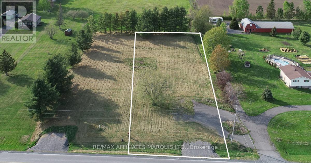 17181 Mcneil Rd, North Stormont, ON K0C 1T0