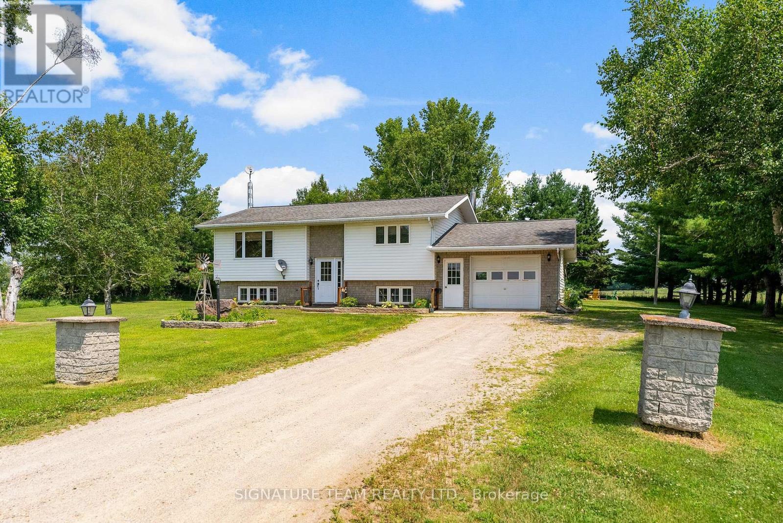 160 Cedar Haven Rd, Whitewater Region, ON K0J 1K0