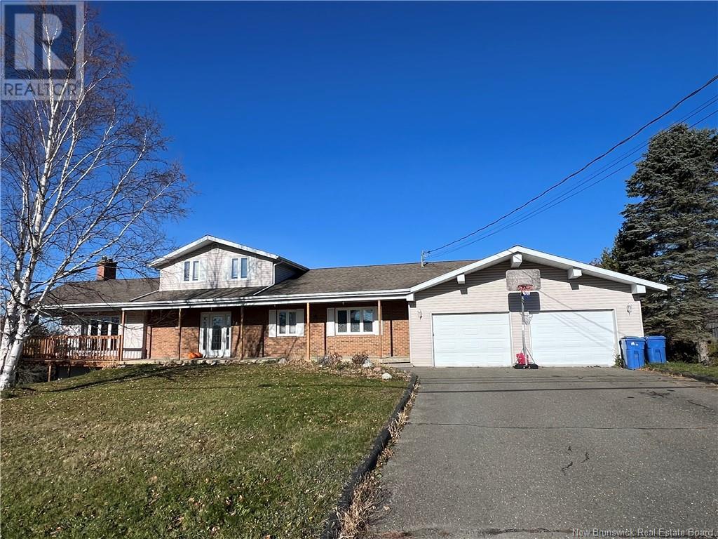 245 Beaulieu St, Grand-saultgrand Falls, NB E3Y 1E4