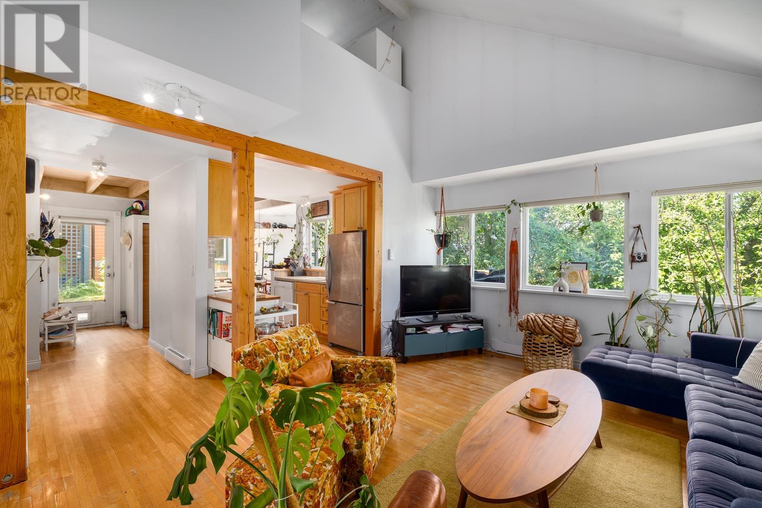 765 Keefer St, Vancouver, BC V6A 1Y6
