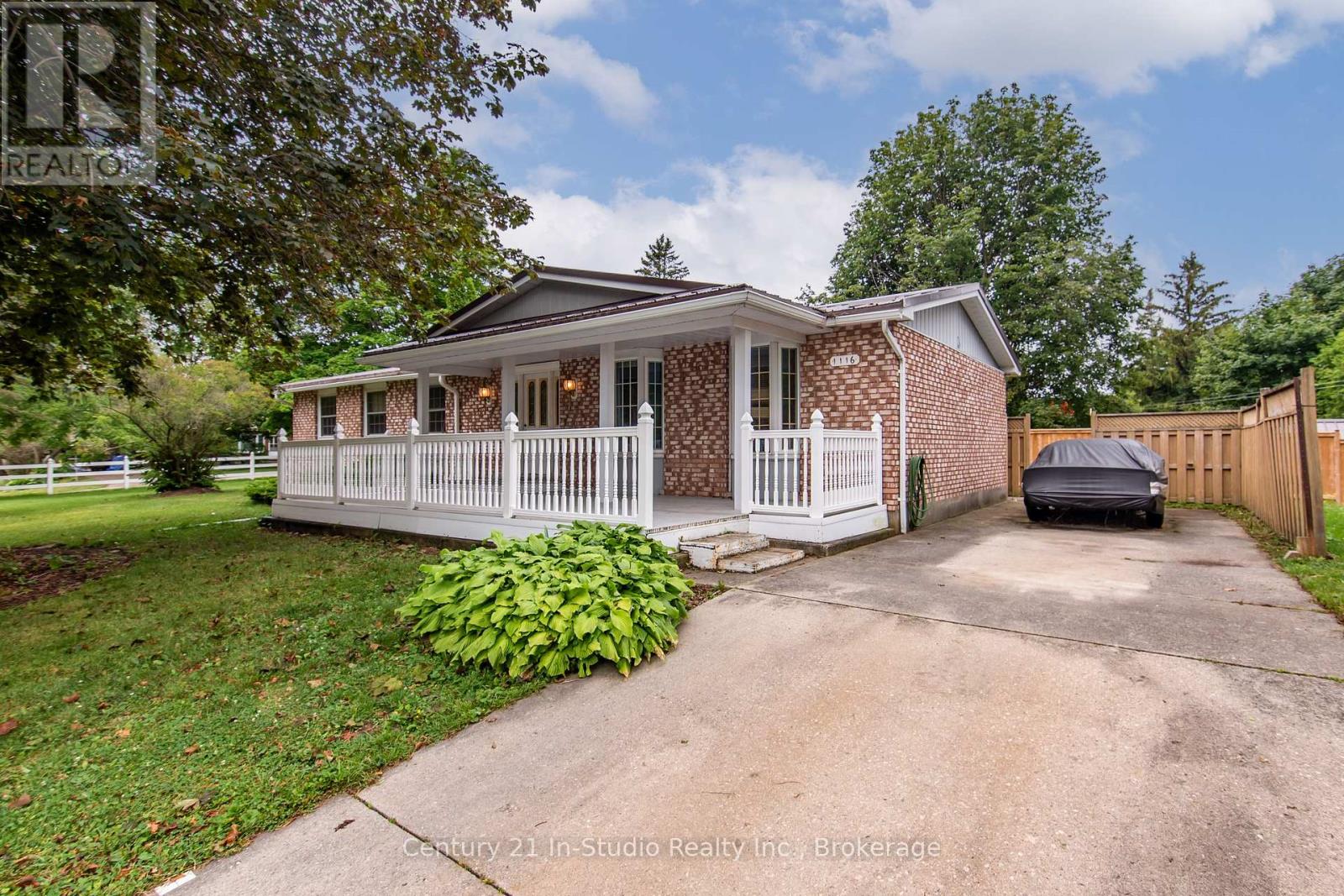 1116 Milne Dr, Kincardine, ON N2Z 1X4