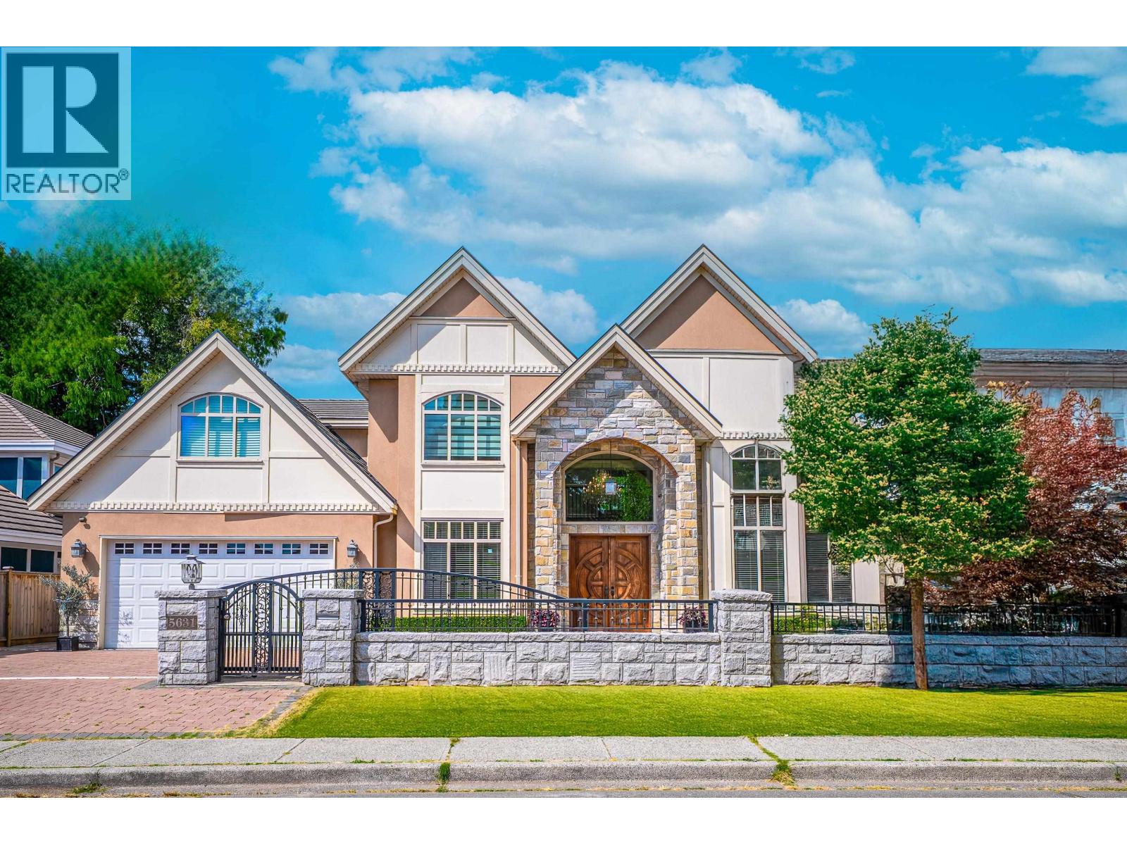 5631 Chemainus Dr, Richmond, BC V7C 3B7