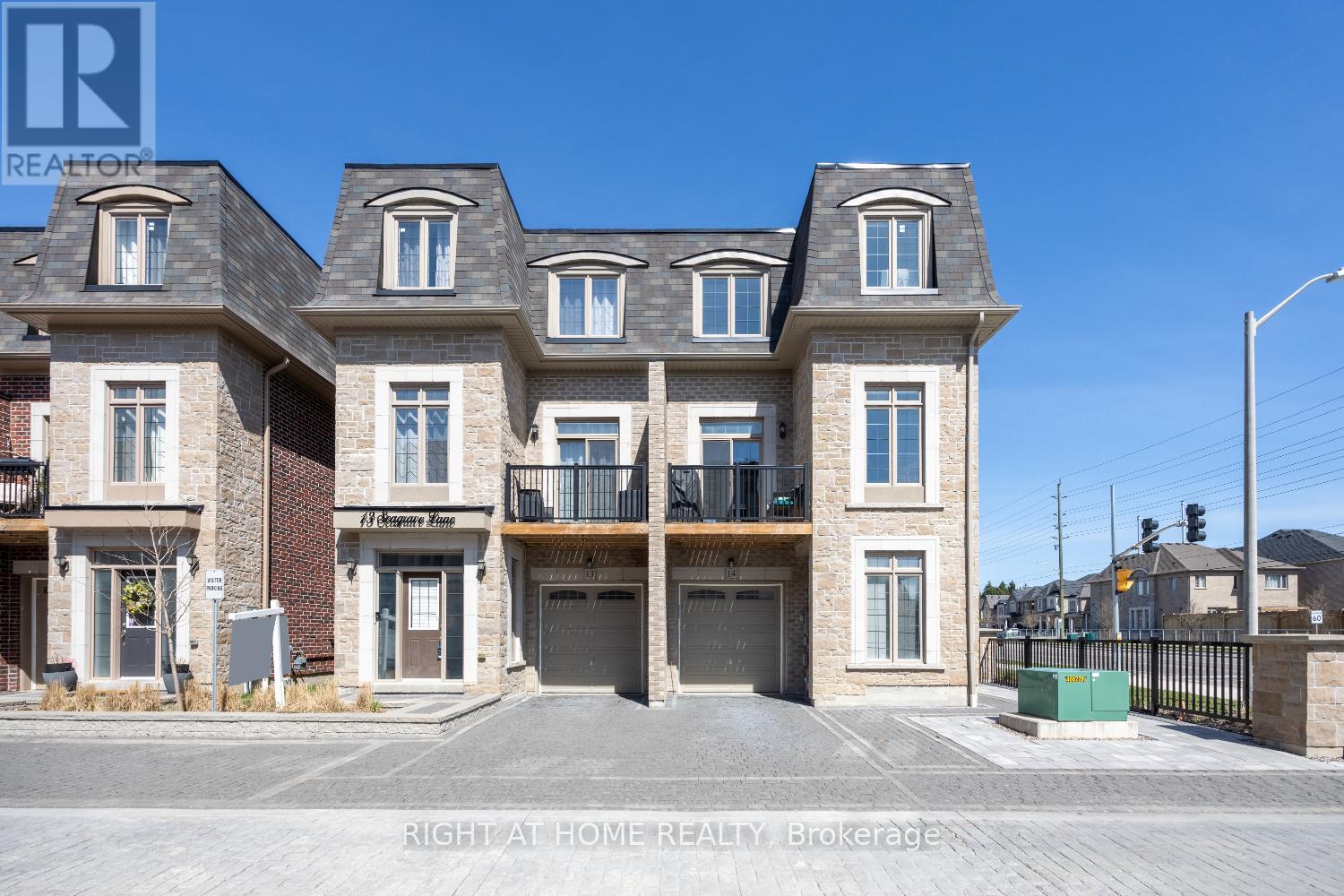 14 Seagrave Ln, Ajax, ON L1T 0P2