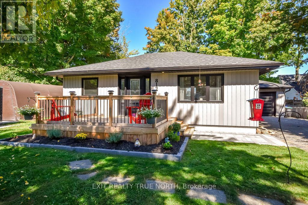 812 Cook St, Innisfil, ON L9S 2J1
