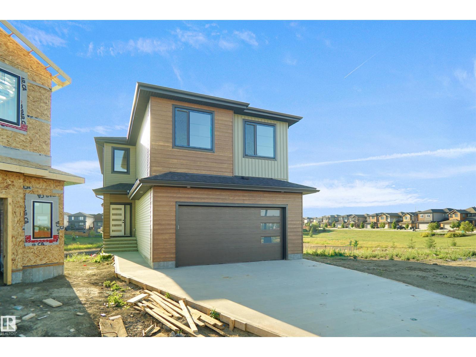 11 Trill Pt, Spruce Grove, AB T7X 4E2