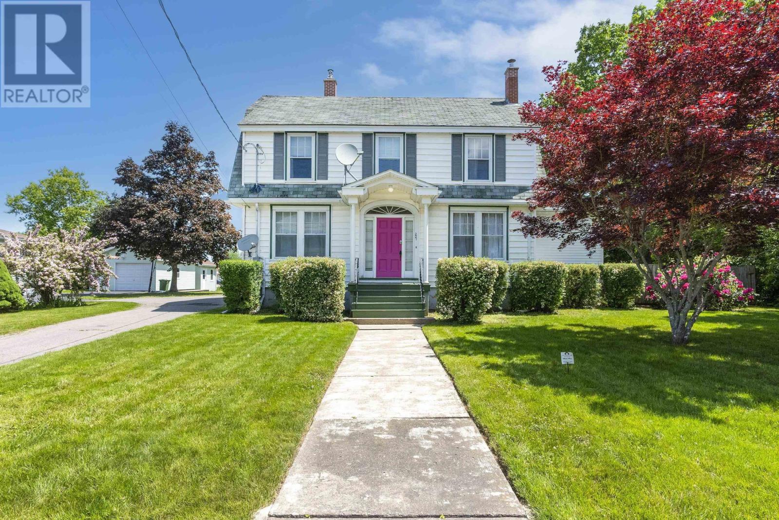 221 Wiley Ave, Windsor, NS B0N 2T0