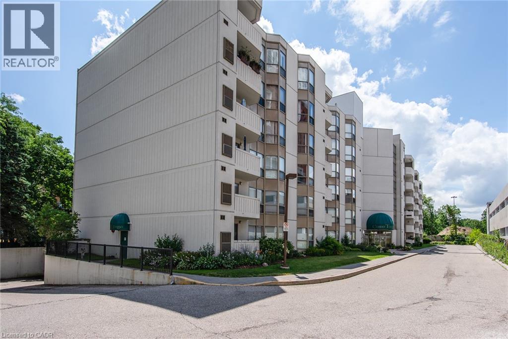 3267 King Street E Unit 604, Kitchener, ON N2A 4A4