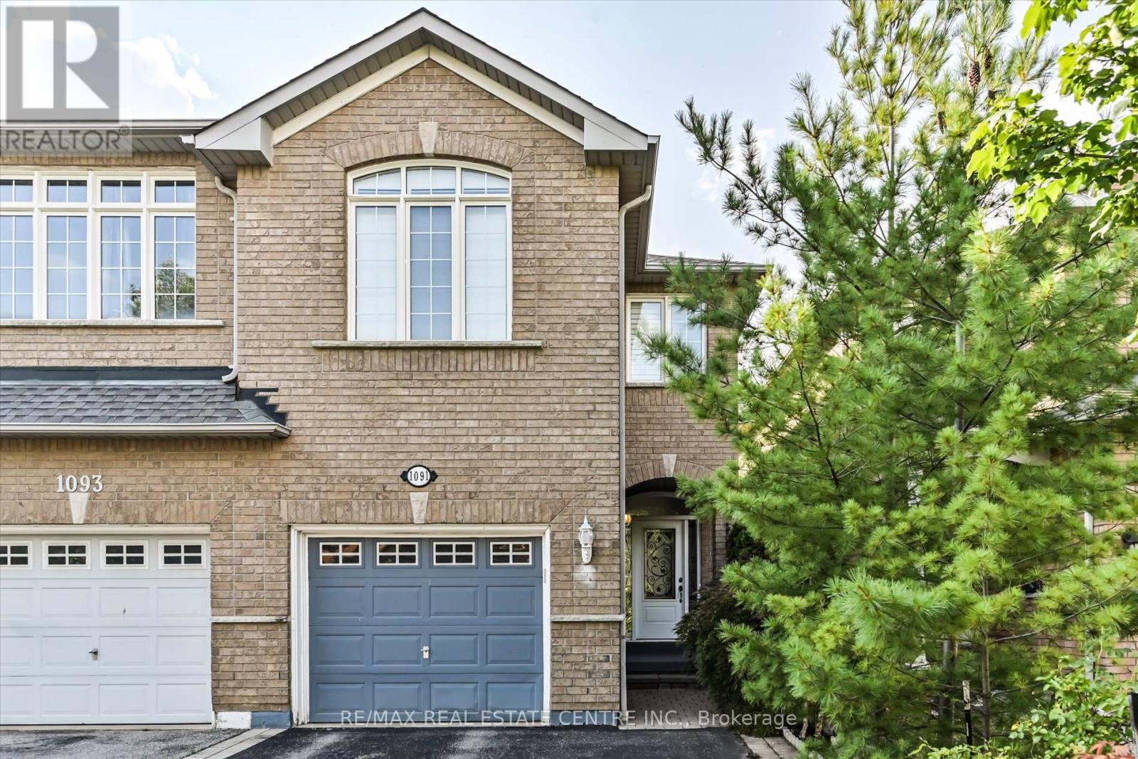 1091 Windbrook Grv, Mississauga, ON L5V 2T2