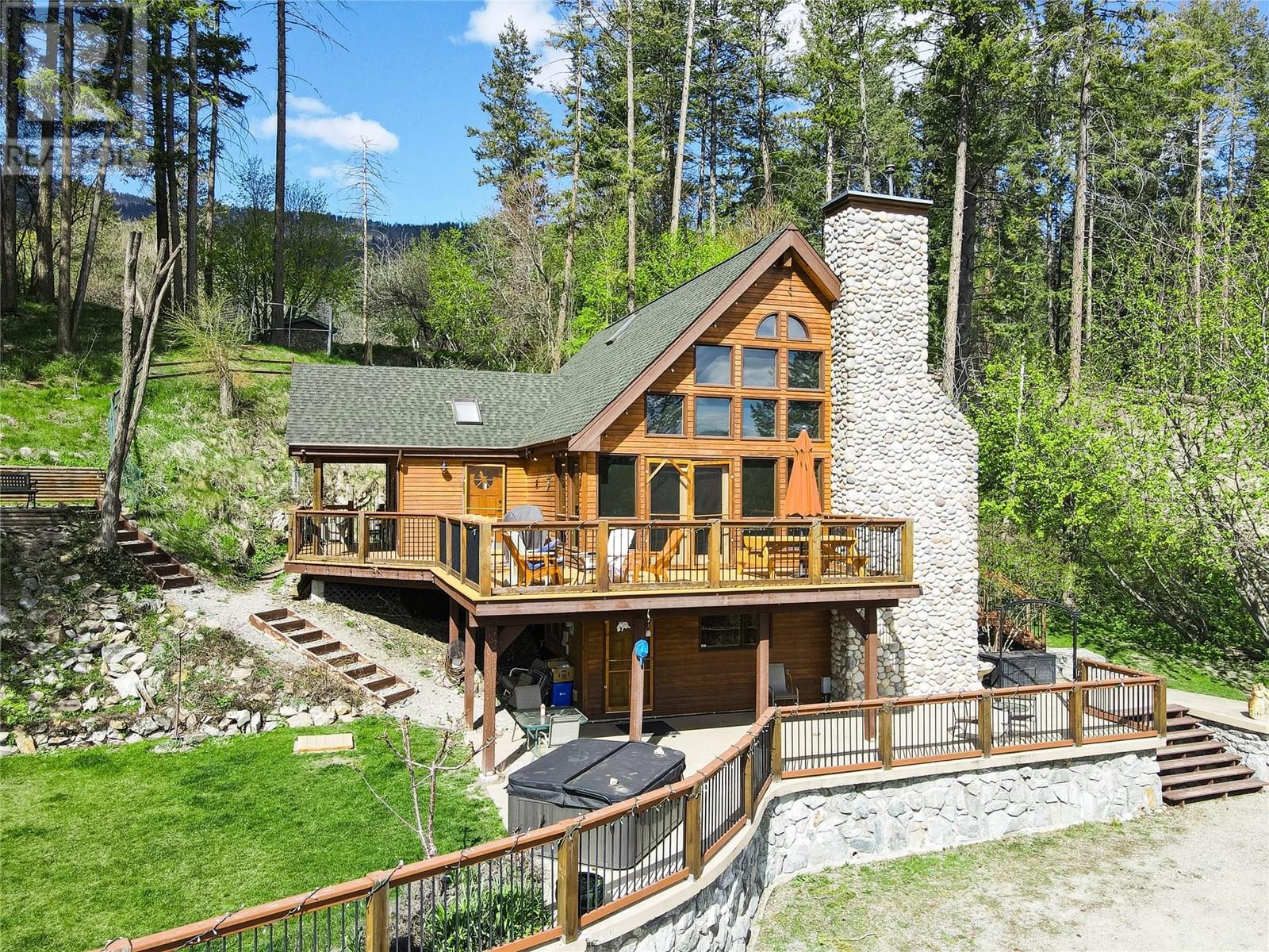 9434 Hodges Rd, Vernon, BC V1H 2C4