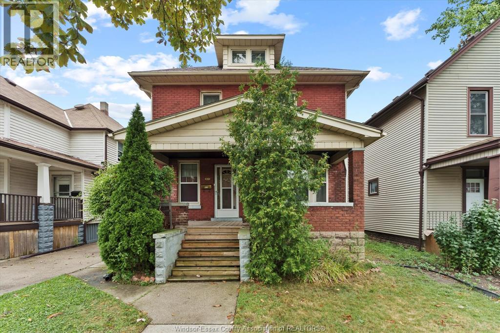 622 Janette Ave, Windsor, ON N9A 4Z7