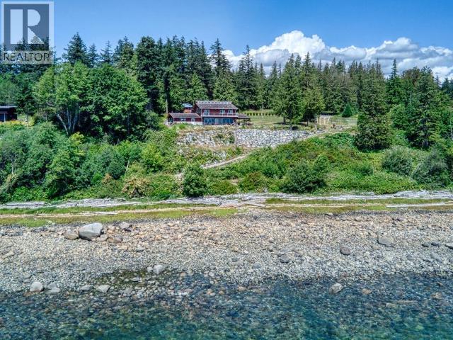 9771 View Rd, Powell River, BC V8A 0J8