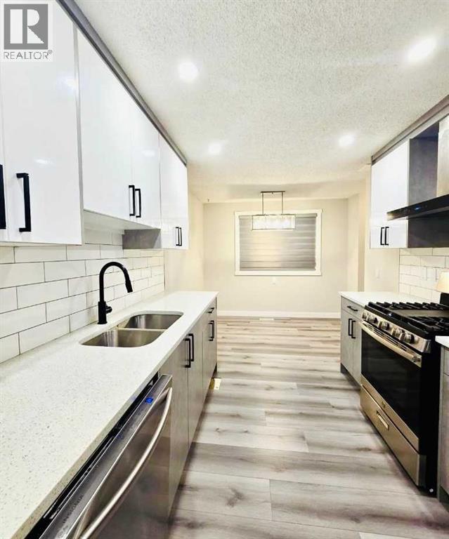 91 Aberdare Rd NE, Calgary, AB T2A 6V8