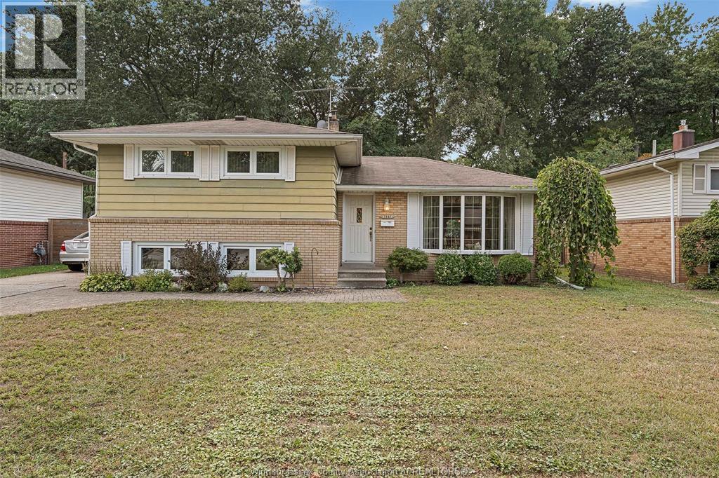 3487 Askin Ave, Windsor, ON N9E 3J8