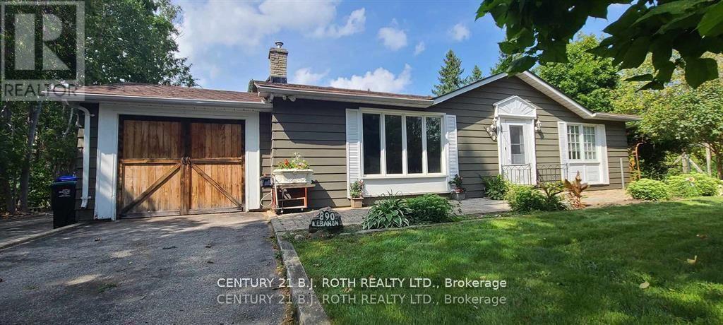 890 Lebanon Dr, Innisfil, ON L9S 2C4