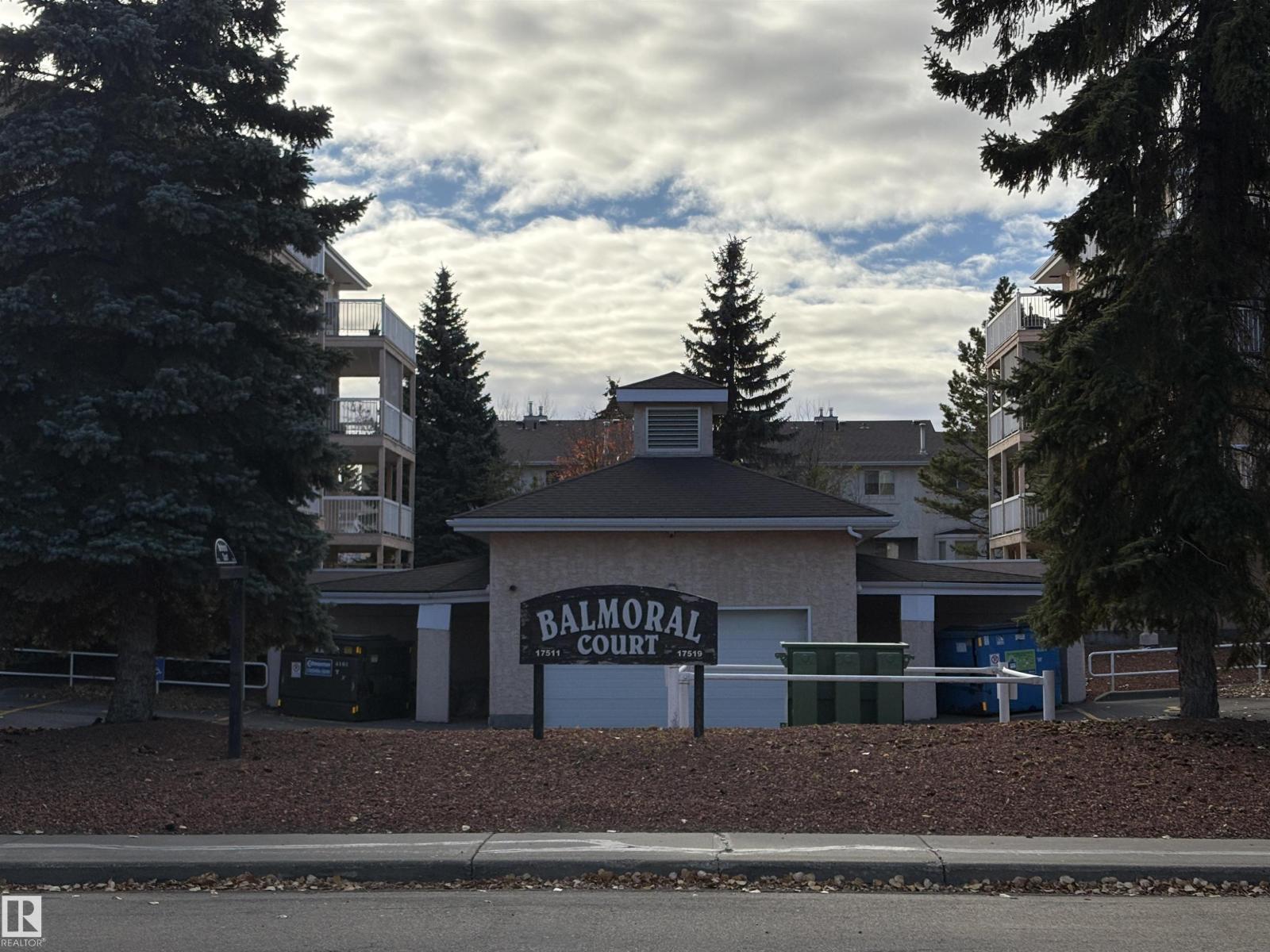 17519 98a Avenue Northwest #102, Edmonton, AB T5T 6C1