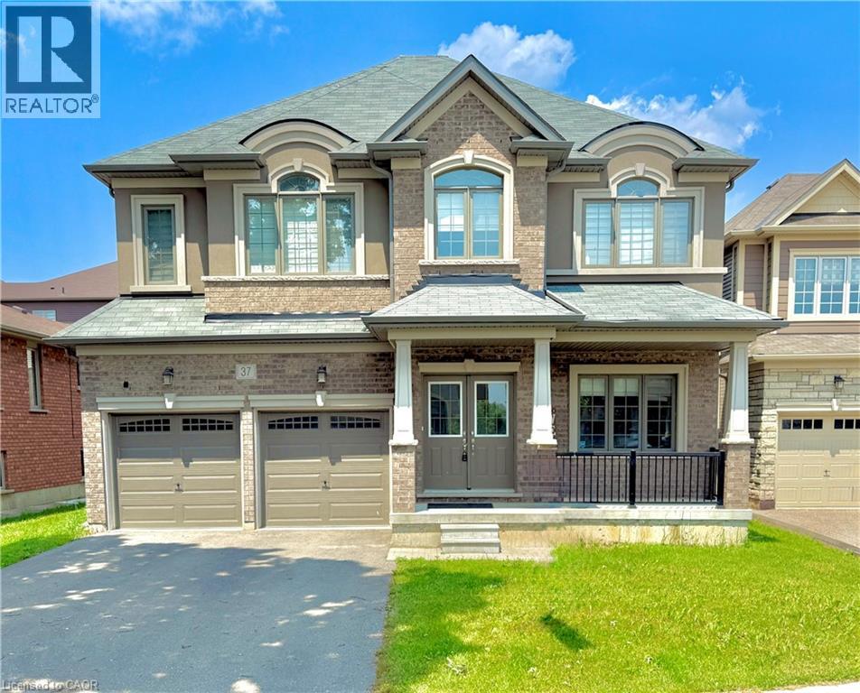 37 Pace Ave, Brantford, ON N3S 0J2