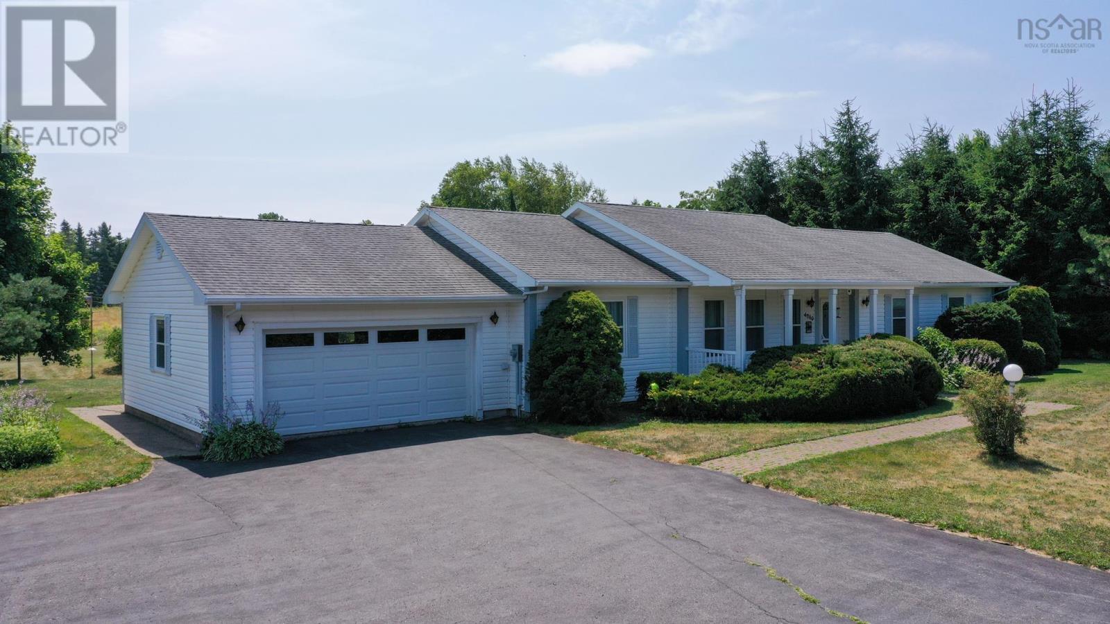 4040 Prospect Rd, Kentville, NS B4N 3V8