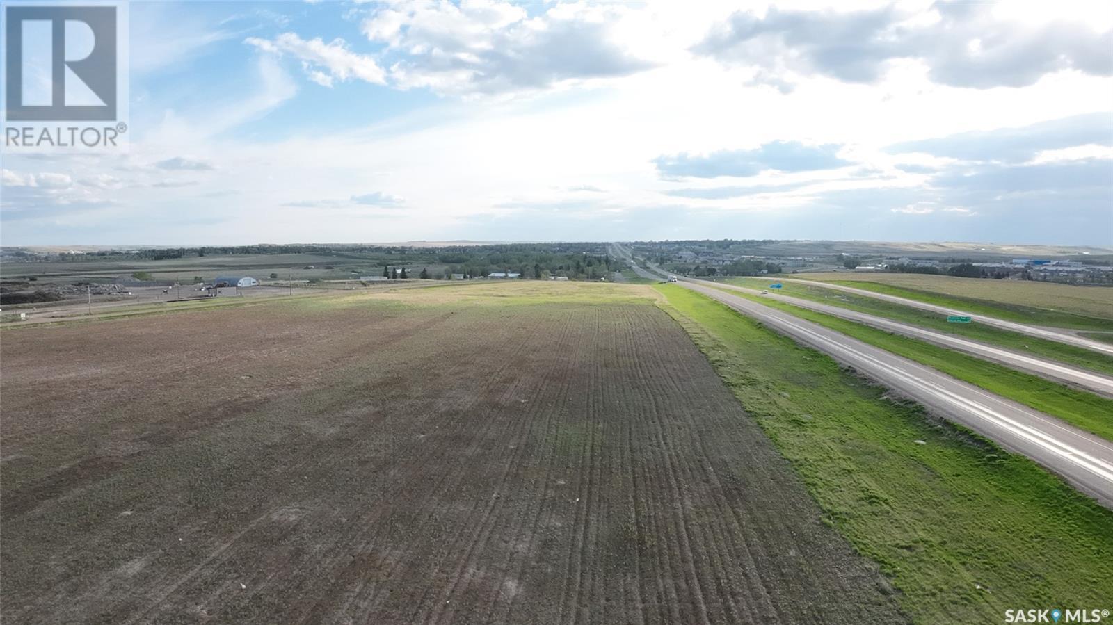 137 Trans-canada Hwy, Swift Current, SK S9H 0K4