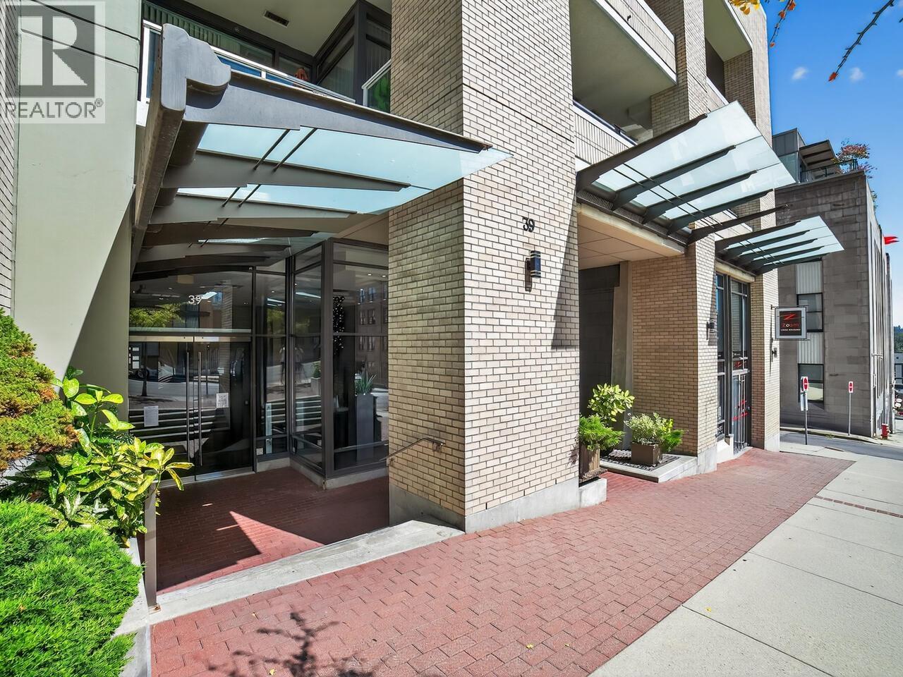39 Sixth Street Unit 704, New Westminster, BC V3L 0B3