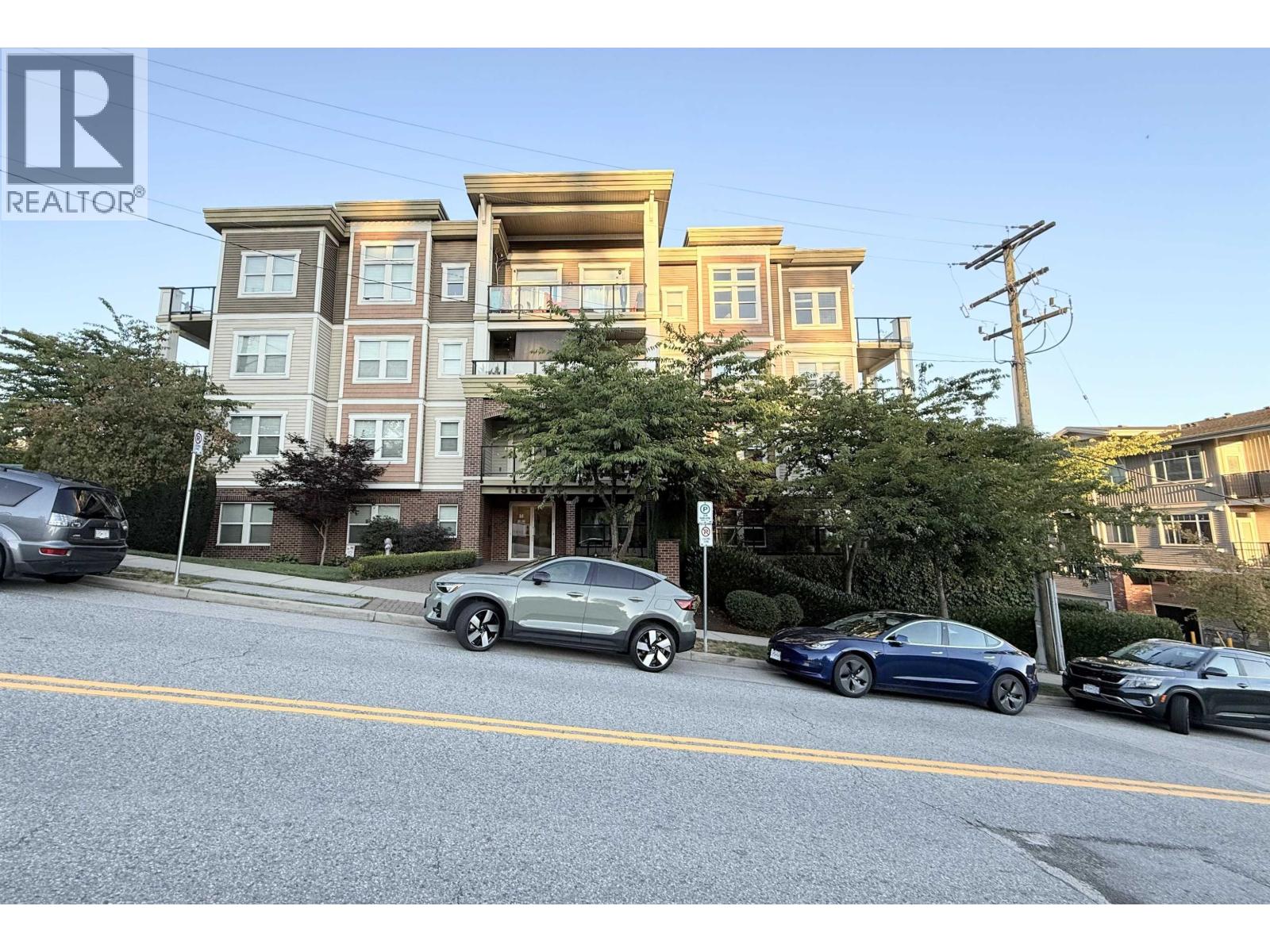 11580 223 Street Unit 105, Maple Ridge, BC V2X 9H1