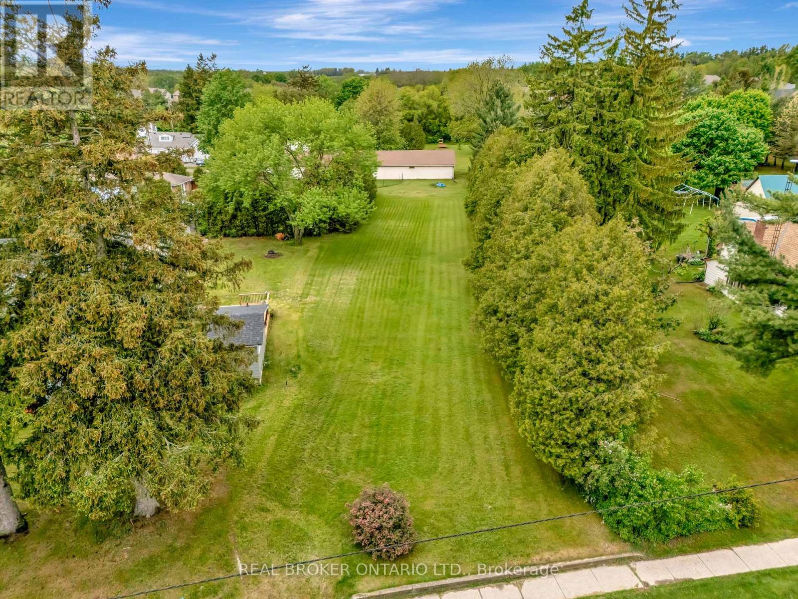 729 B Mount Pleasant Rd, Brant, ON N0E 1K0