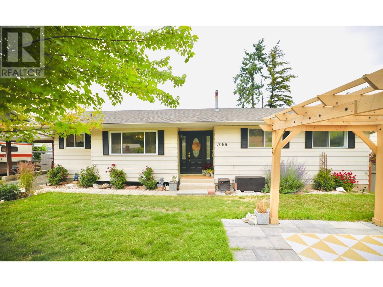 7089 Longacre Dr, Vernon, BC V1H 1H8